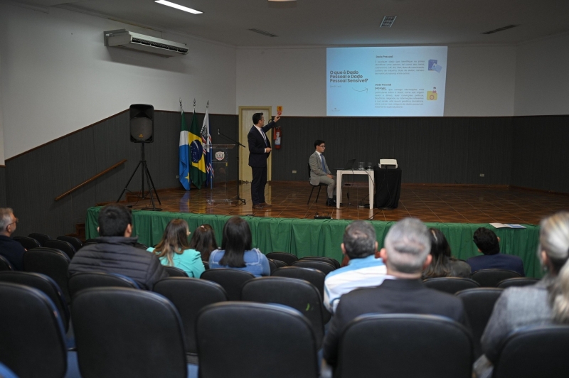 PREFEITURA DE JARDIM REALIZA CAPACITAÇÃO SOBRE LGPD PARA SERVIDORES
